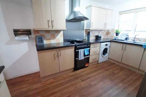 2 bedroom maisonette to rent, Chobham Road, London E15