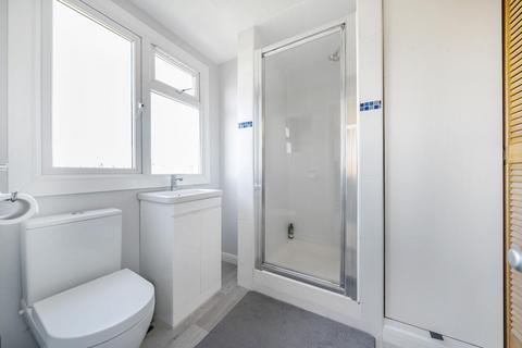 27 Tolverne Road, London, SW20 8RA
