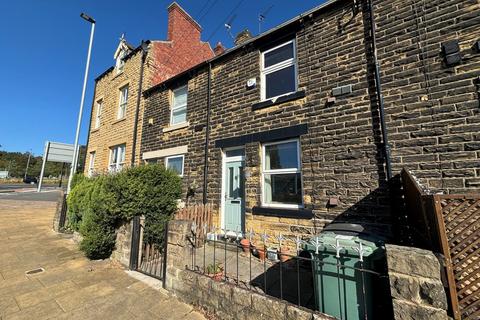 1 bedroom terraced house to rent, Harrogate Road, Leeds, West Yorkshire, LS17