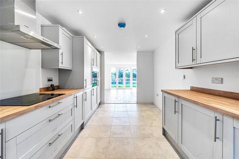 4 bedroom end of terrace house for sale, Guildford Road, Normandy, Guildford, Surrey, GU3