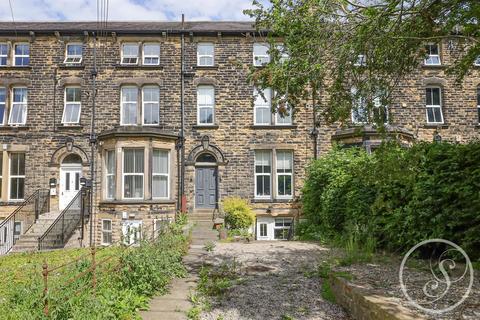 1 bedroom flat for sale, Harrogate Road, Leeds