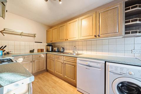 2 bedroom apartment for sale, Dawsmere Close, Camberley GU15