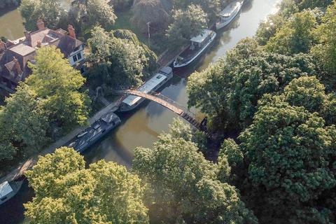 2 bedroom houseboat for sale, Walton Lane, Weybridge KT13