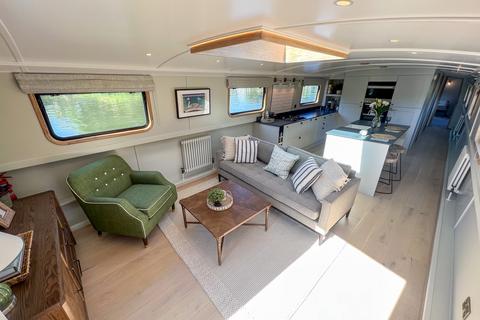 2 bedroom houseboat for sale, Walton Lane, Weybridge KT13