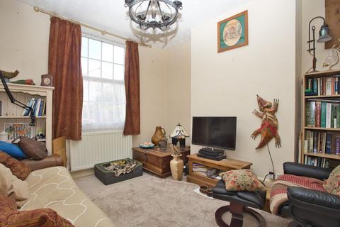 2 bedroom flat for sale, Liverpool Road, Walmer, CT14