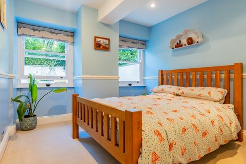 Garden Flat, 22 All Saints Road, Bristol, BS8 2JJ