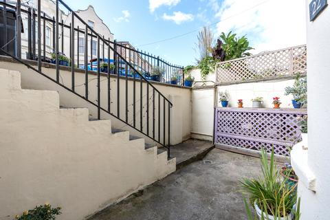 Garden Flat, 22 All Saints Road, Bristol, BS8 2JJ