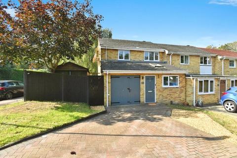 3 bedroom end of terrace house for sale, Sandpiper Road, Southampton, Hampshire