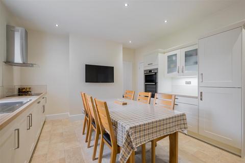 5 Bracken Road, Brighouse, HD6 2HW