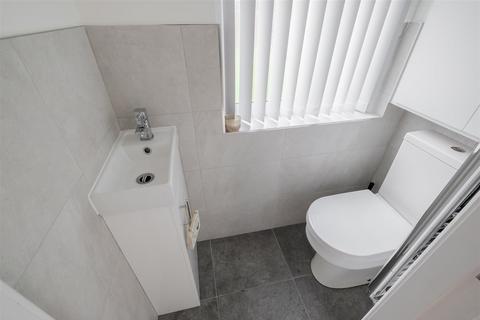5 Bracken Road, Brighouse, HD6 2HW