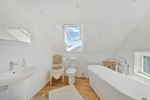 Beach House Cross, Croyde, Braunton, EX33 1PL