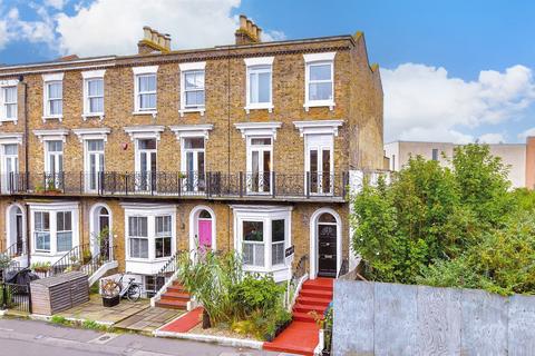 4 bedroom end of terrace house for sale, Westbrook Gardens, Margate, Kent