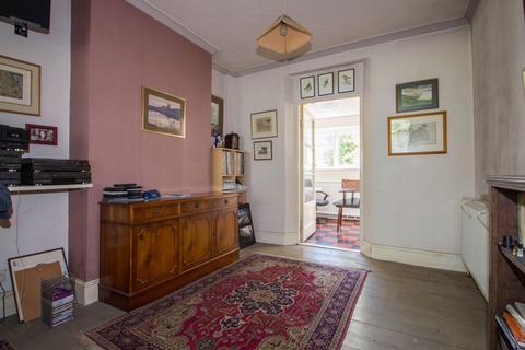 11 Aston Road, Claygate, Esher, KT10 0RR
