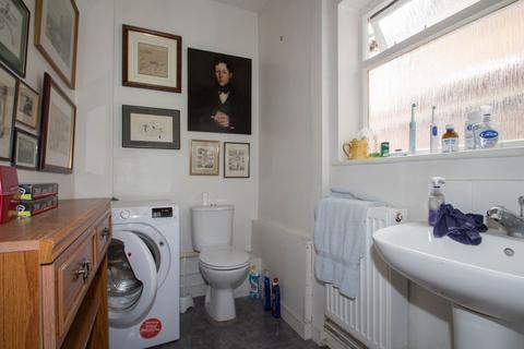 11 Aston Road, Claygate, Esher, KT10 0RR