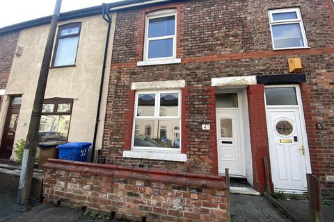 2 bedroom terraced house to rent, Stapleton Street, Salford