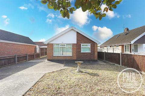 3 bedroom detached bungalow for sale, Clover Way, Gunton, NR32