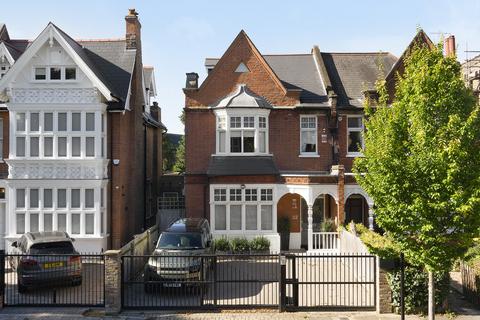 6 bedroom semi-detached house for sale, London W4