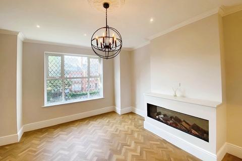 4 bedroom end of terrace house to rent, Regent Road, Altrincham, Greater Manchester, WA14