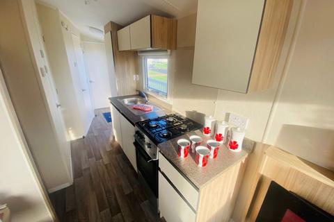 2 bedroom static caravan for sale, Amble Links Holiday Park