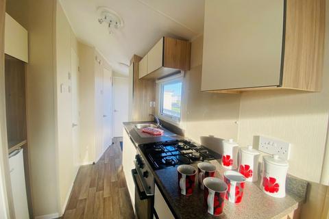 2 bedroom static caravan for sale, Amble Links Holiday Park