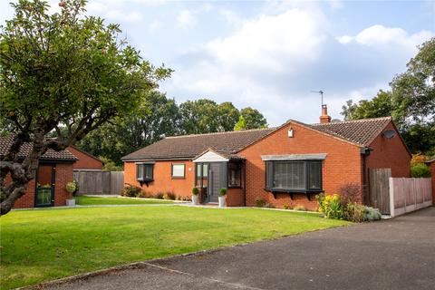 3 bedroom bungalow for sale, Severn Heights, Holt Heath, Worcester, WR6