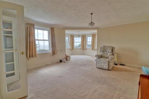 2 bedroom apartment for sale, Clacton on Sea CO15