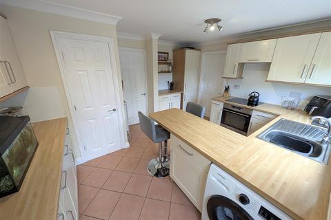 4 Bowkers Croft, Sandbach, CW11 4RR