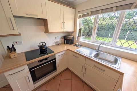4 Bowkers Croft, Sandbach, CW11 4RR