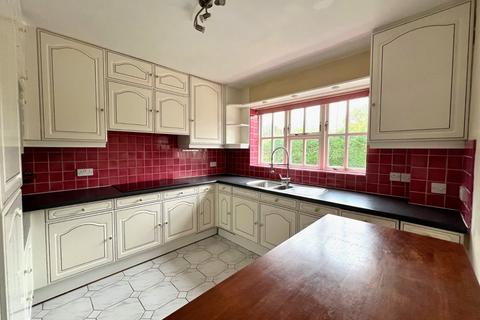 3 bedroom semi-detached house for sale, Malthouse Paddock, Buckland, Faringdon, Oxfordshire, SN7