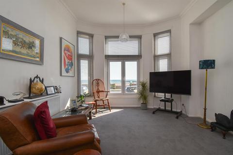 2 bedroom flat for sale, Eversfield Place, St. Leonards-On-Sea