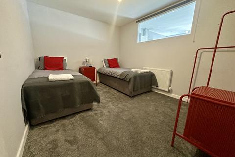 2 bedroom apartment to rent, St. Edmund House Rope Walk, Ipswich IP4