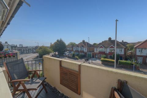 2 bedroom flat for sale, Margate Road, Ramsgate, CT11