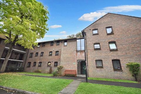 2 bedroom flat to rent, Anstice Close, Chiswick