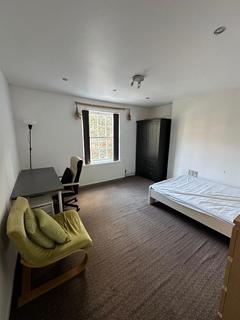 2 bedroom house share to rent, Euston, London NW1