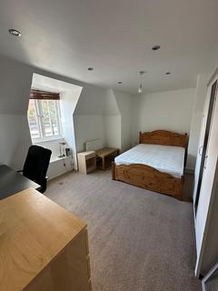 5 bedroom house share to rent, Euston, London NW1