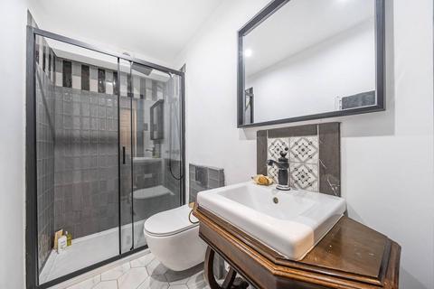 20 Priory Avenue, London, N8 7RN