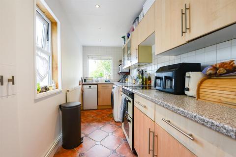 11 High Street, Wouldham, Rochester, ME1 3XD