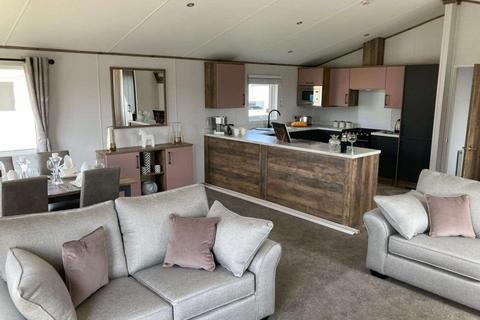 2 bedroom lodge for sale, Amble Links Holiday Park