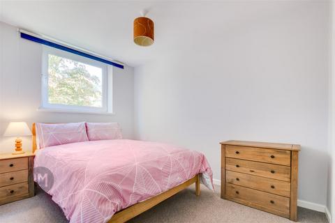 64 Lydney Close, London, SW19 6JN