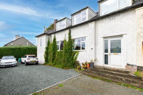 4 bedroom semi-detached house for sale, Gwalchmai, Holyhead, Isle of Anglesey, Annexe & House, LL65