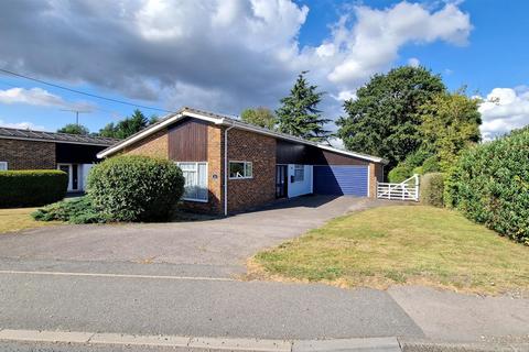 3 bedroom detached bungalow for sale, White Elm Road, Danbury