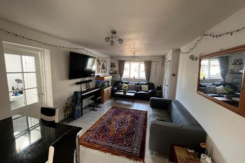 4 bedroom end of terrace house to rent, August End,  Reading,  RG30