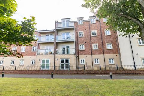 2 bedroom flat for sale, Manor Park, High Heaton, Newcastle Upon Tyne