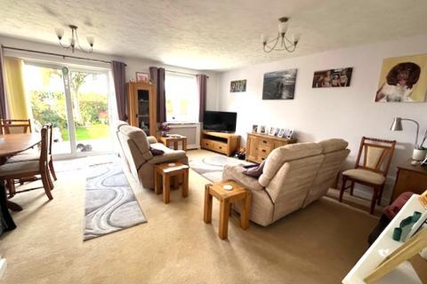 3 bedroom detached house for sale, Spinney Close, Selsey