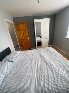 1 bedroom in a house share to rent, Spindle Close, London, SE18