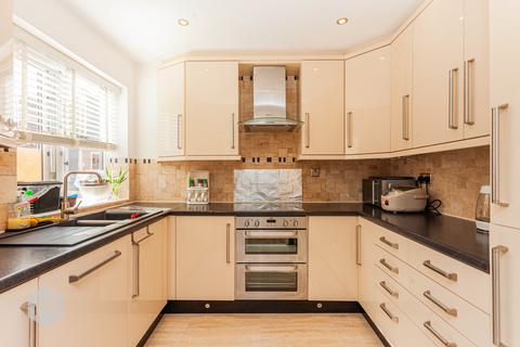 4 bedroom detached house for sale, Avondale Drive, Ramsbottom, Bury, Greater Manchester, BL0 9SJ