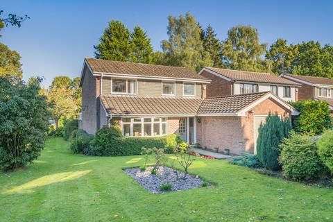 42 Bantock Gardens, Wolverhampton, WV3 9LL