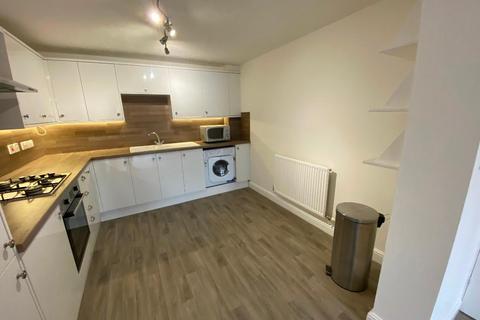 2 bedroom flat to rent, South Ferry Quay, Liverpool L3