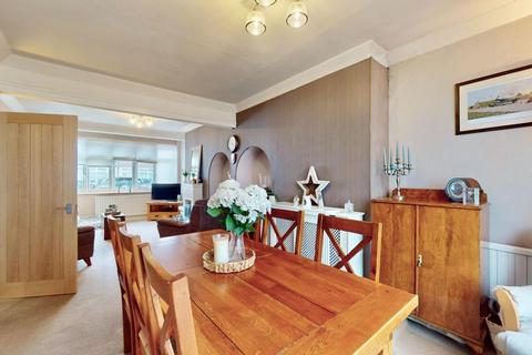 3 Mount Road, Dagenham, RM8 1NA