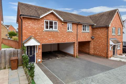 2 bedroom coach house for sale, Wainscott, Wainscott, Rochester, Kent